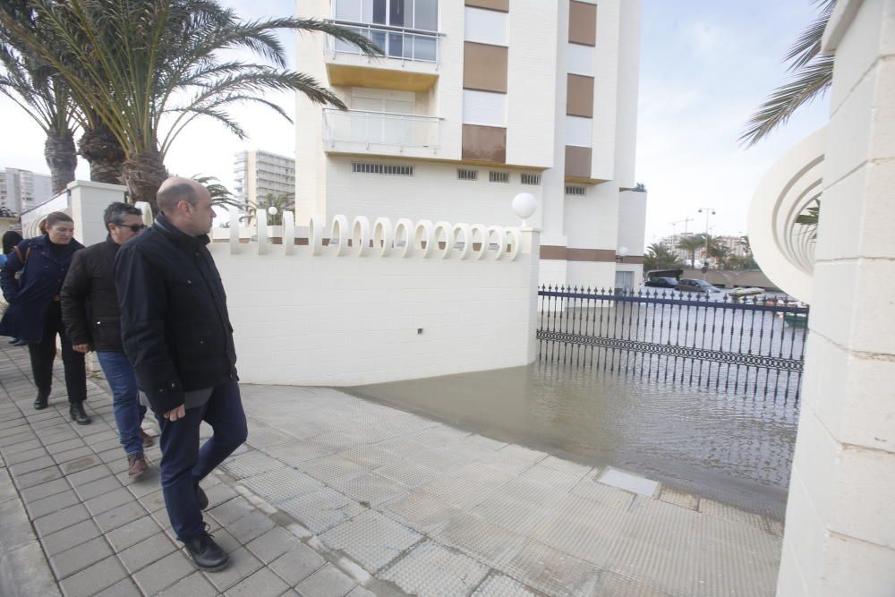 El alcalde de Alicante y los cuerpos de seguridad visitan las zonas afectadas por las lluvias