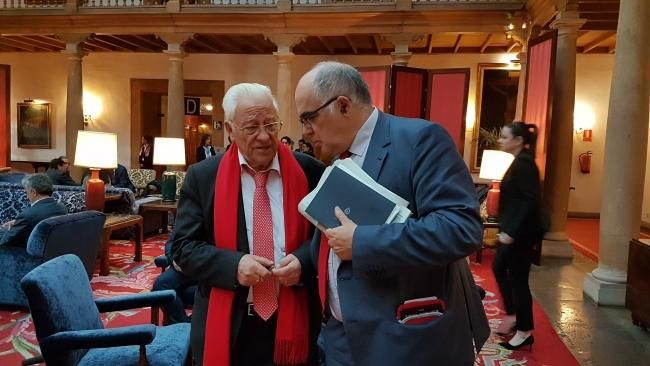 Ambiente en el hotel de la Reconquista la mañana del día de entrega del los premios Princesa de Asturias