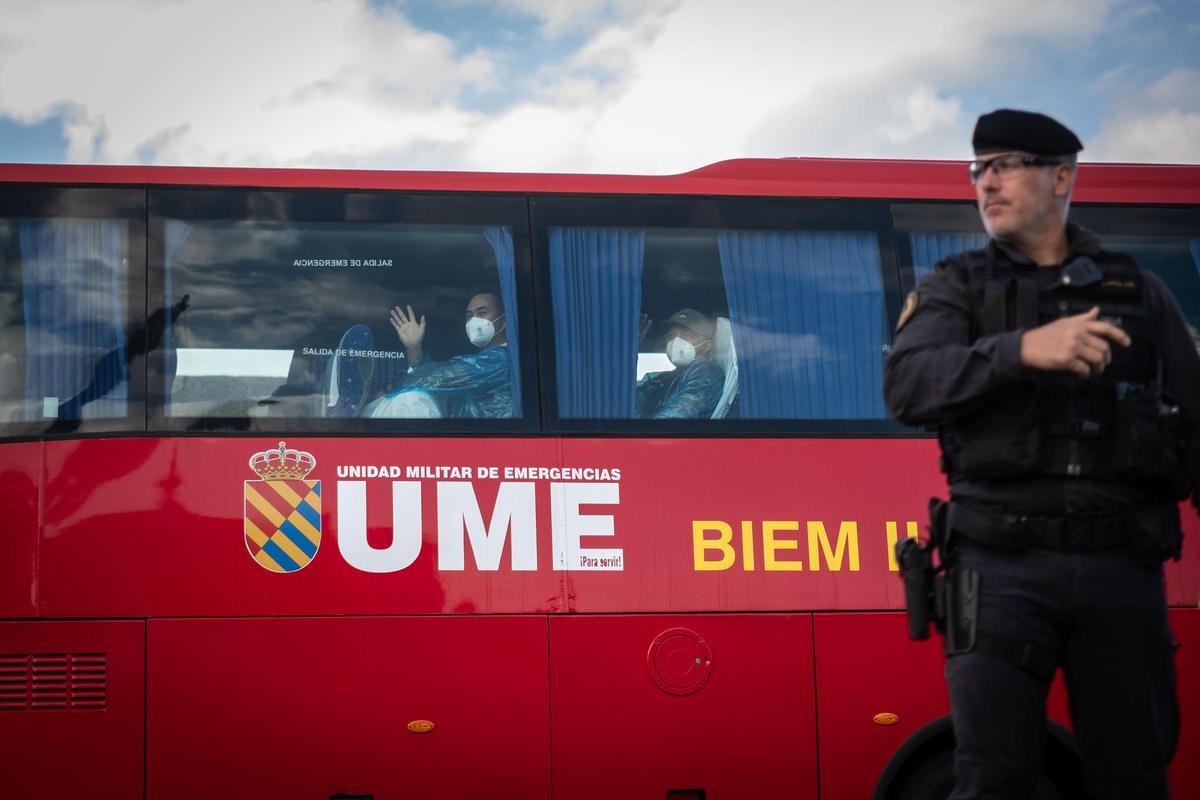 Operativa para desembarcar a los pasajeros del 'Hondius' en Tenerife