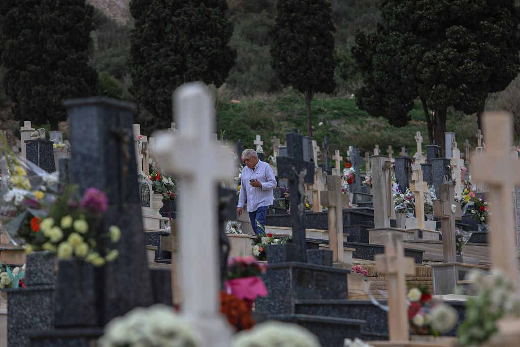 Cementerio de Los Remedios de Cartagena en el Día de Todos los Santos