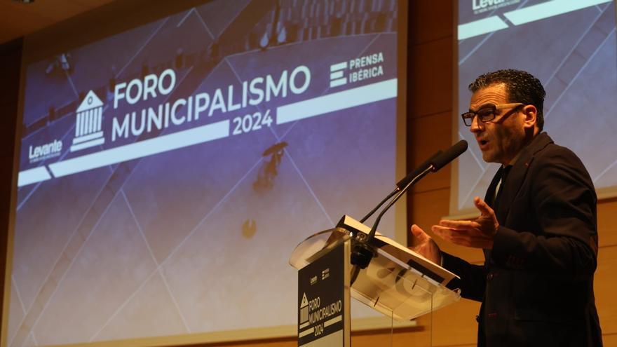 «À Punt quiere ser un reflejo de la esencia de los municipios»