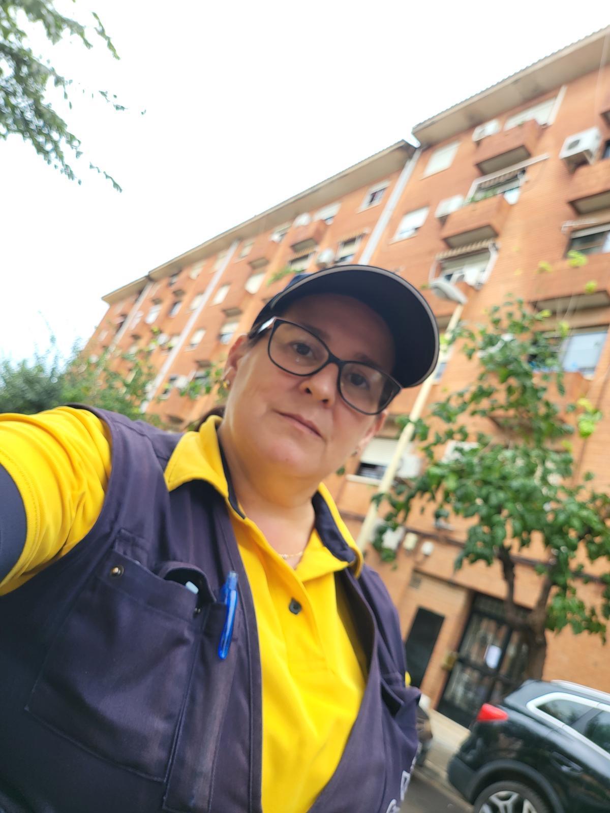 Amparo Ródenas es cartera y lleva desde 2018 sin vacaciones en verano