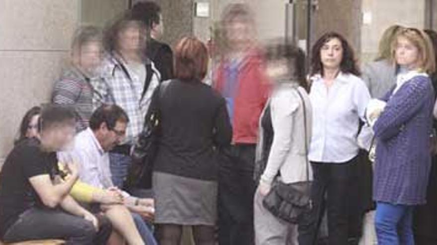 Los 11 menores que mataron a una burra en Torreorgaz harán 52 horas de trabajo social cada uno