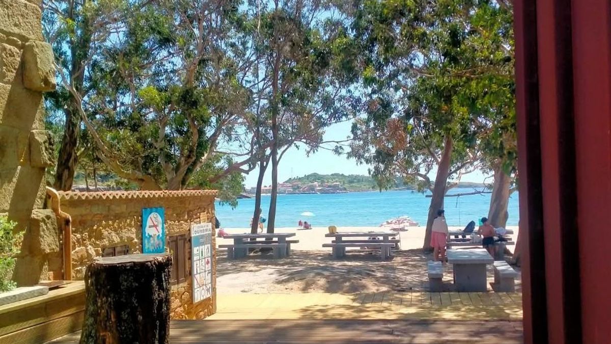 Vistas á praia do Ézaro, en Dumbría