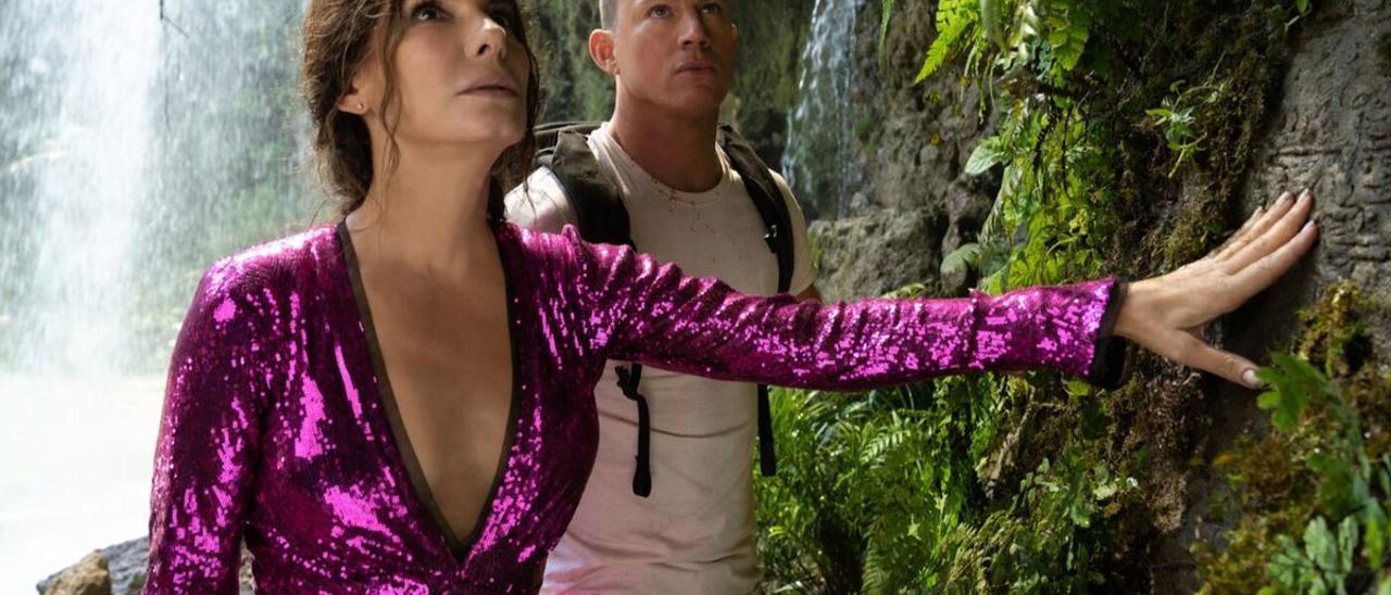 Sandra Bullock y Channing Tatum, en un fotograma de ’La ciudad perdida’.