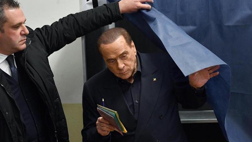 Silvio Berlusconi pide un Gobierno encabezado por Matteo Salvini