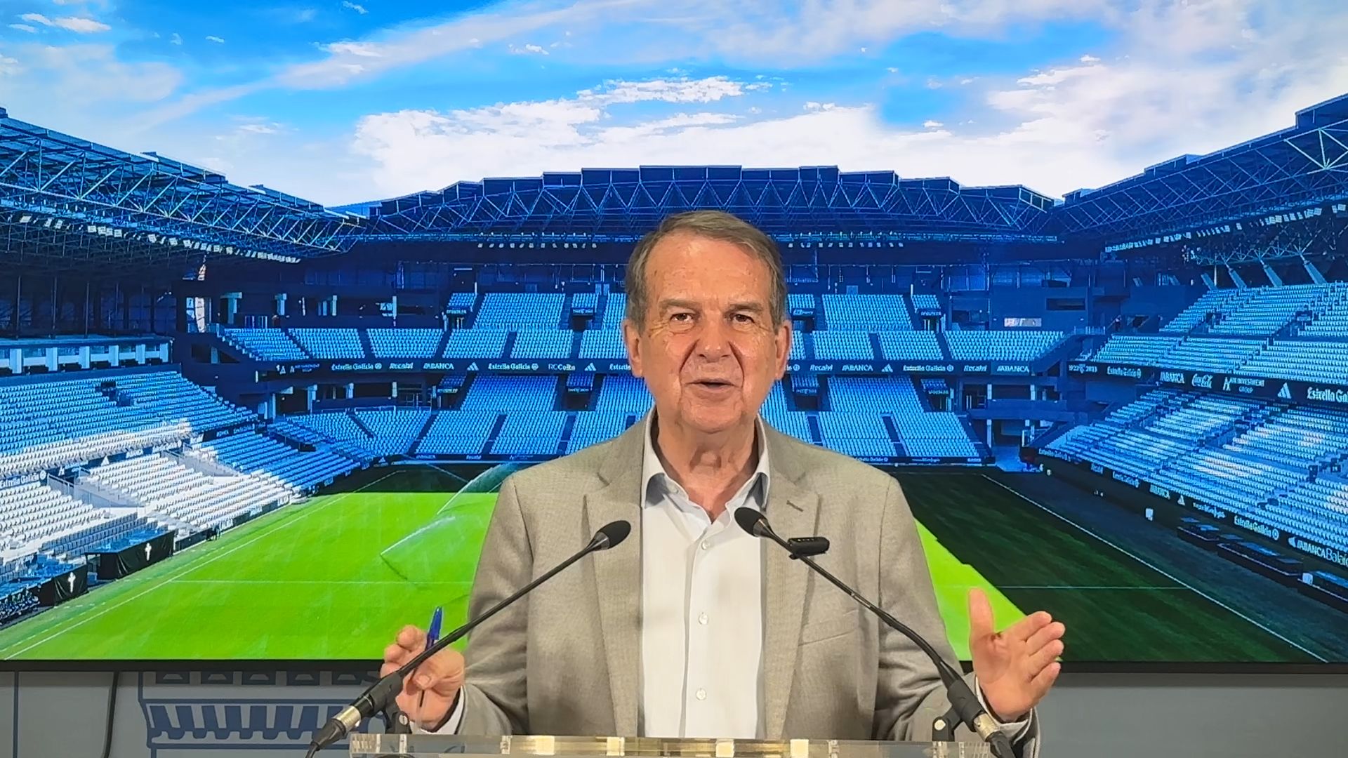 Abel Caballero, tras la renuncia de Málaga al Mundial: «Somos sede del  mundial»