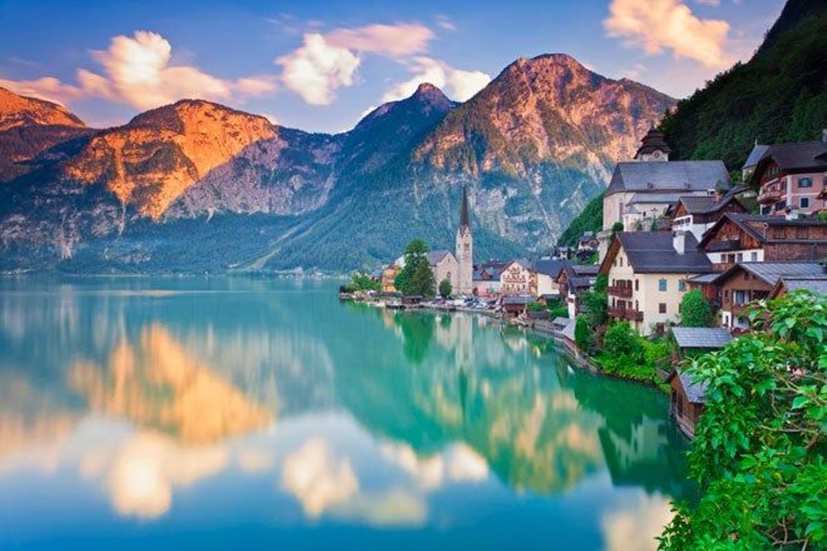 Vista de Hallstatt desde el lago.
