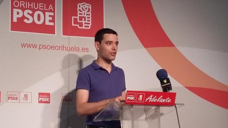 Víctor Ruiz (PSOE): &quot;El PP solo ha tenido interés en sus sueldos&quot;