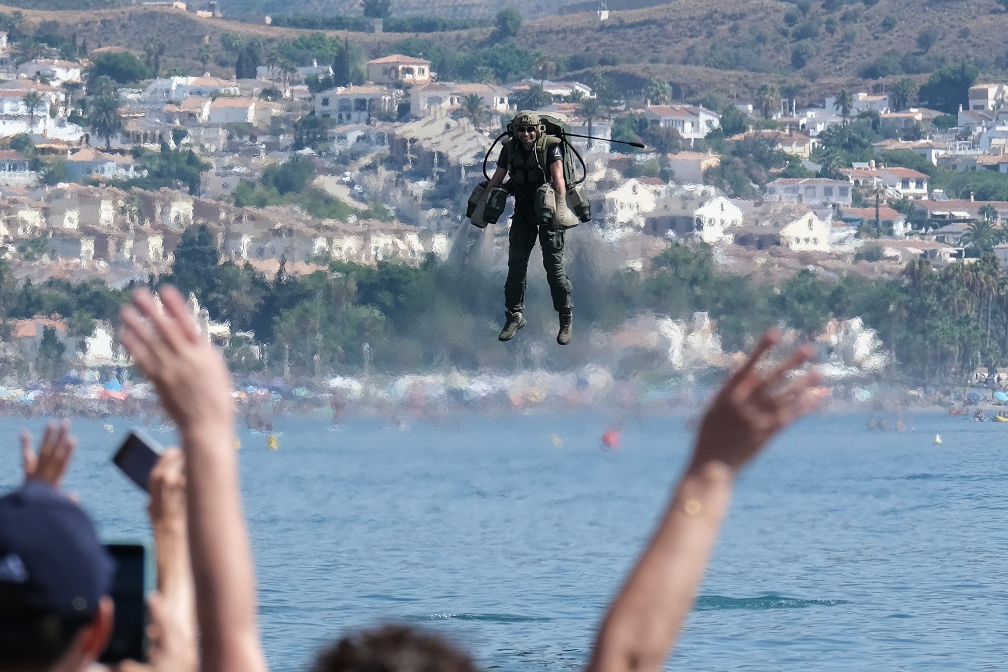 Las imágenes más espectaculares del Festival Aéreo en las playas de Torre del Mar