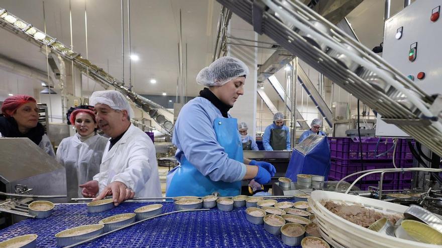 El «tira y afloja» de la flota y la conserva por el nuevo acuerdo comercial de la UE con Indonesia