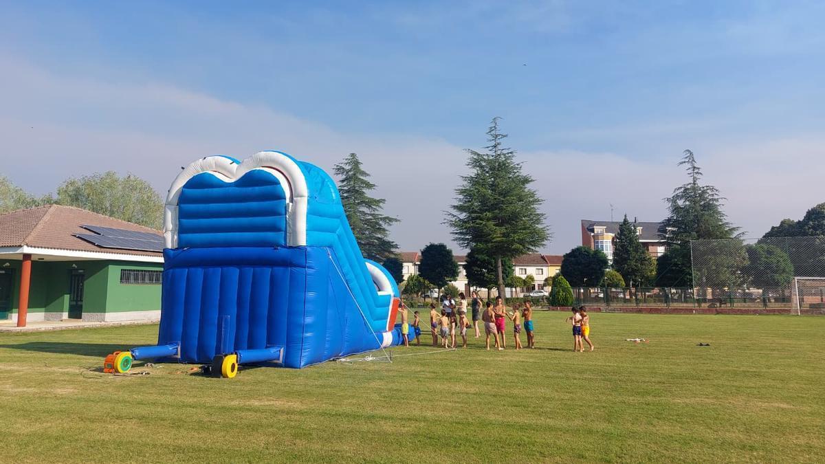 Hinchables en Santa Croya de Tera