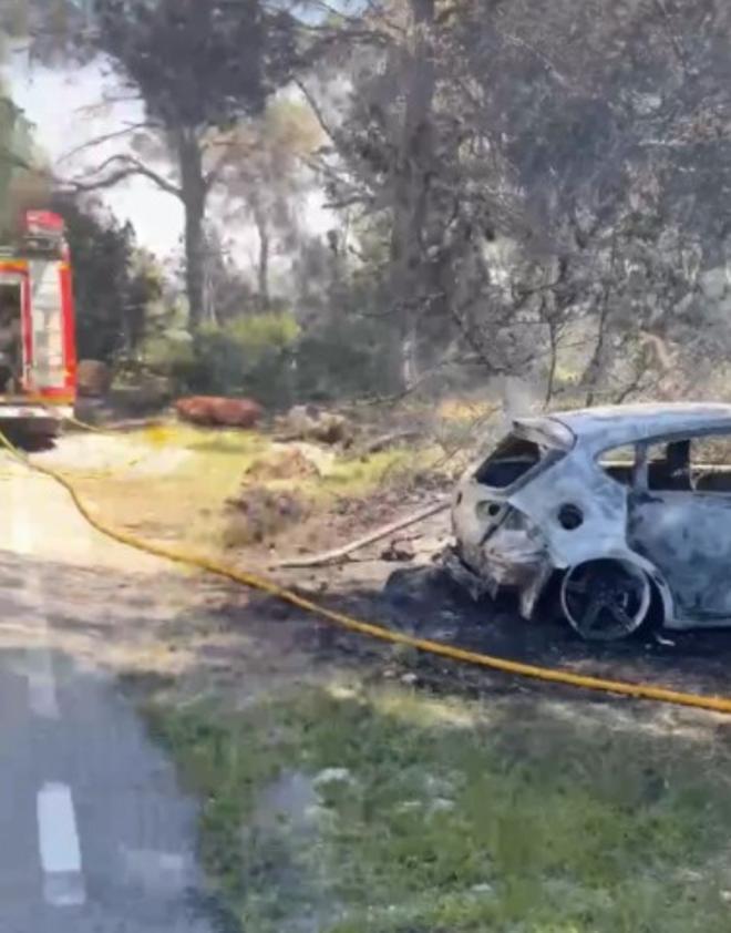 Todas las imágenes del incendio del rally en Ibiza