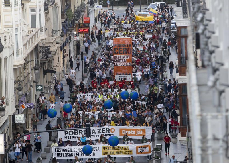 Manifestación de Pobresa Zero en València