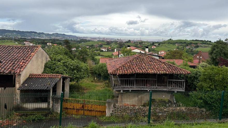 La tormenta eléctrica causa estragos en Gijón: cerca de 700 vecinos de Porceyo sin luz y cortes del suministro en otras parroquias