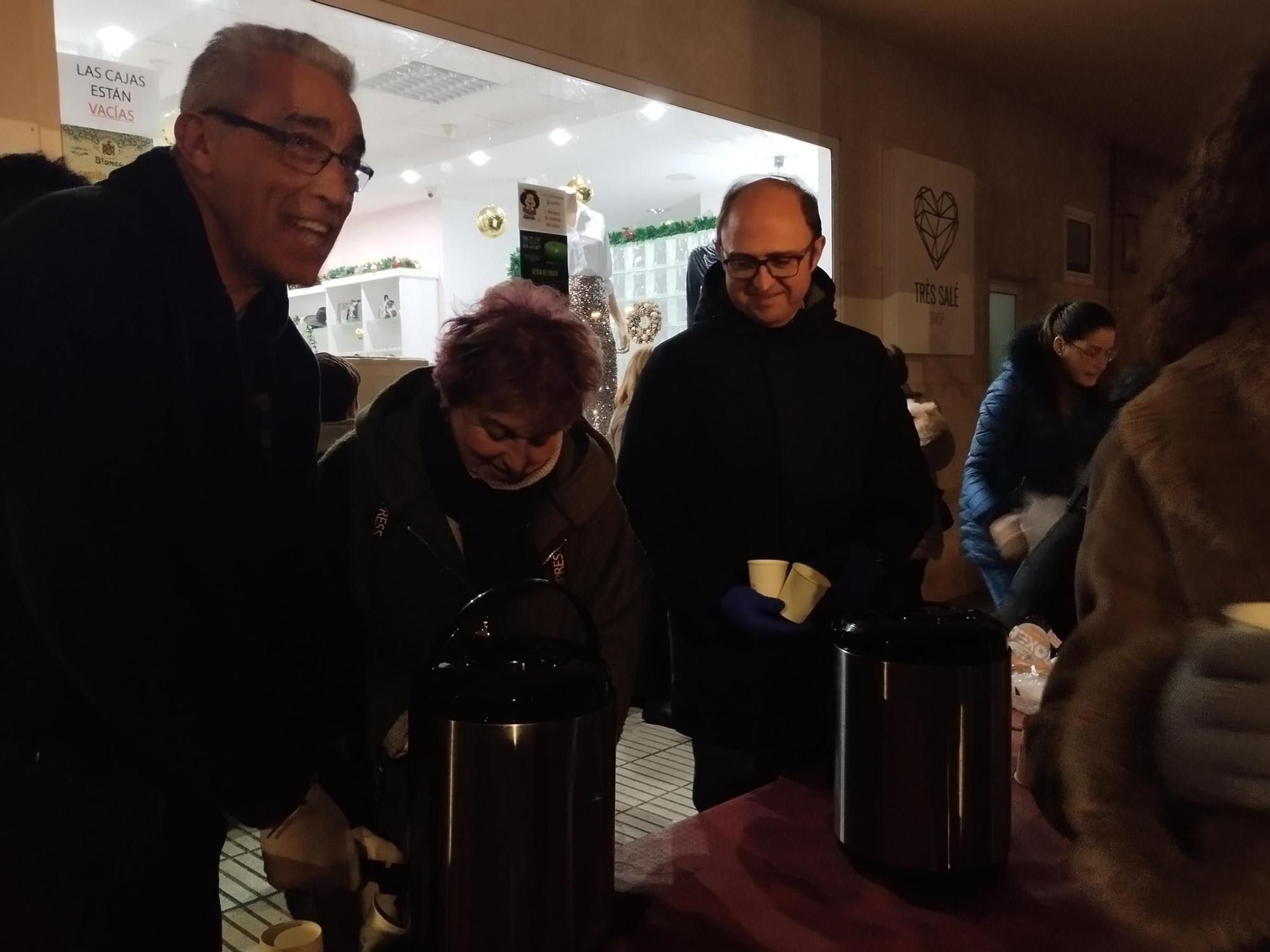 El divertido encendido del alumbrado navideño en Llanera, en imágenes