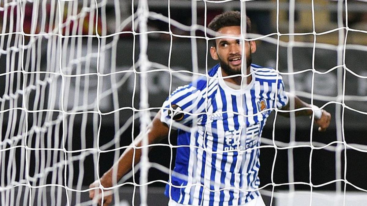 Willian José celebró cuatro goles