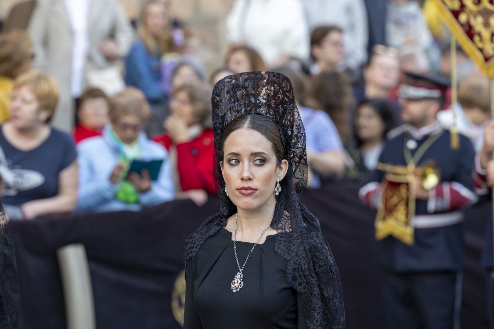 La procesión del Santo Entierro de Cristo del Viernes Santo en Torrevieja, en imágenes