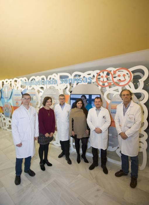 Exposición ''Transplantando sorrisos'' en el Chuac