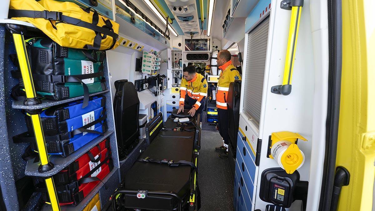 Las nuevas ambulancias en Catalunya podrán hacer analíticas y ecografías con resultados inmediatos