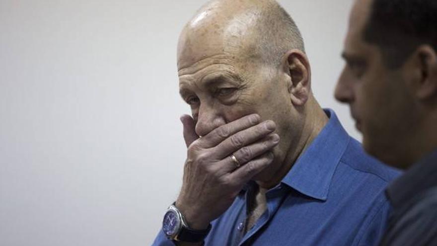 Condenado a ocho meses de cárcel el exprimer ministro israelí Olmert