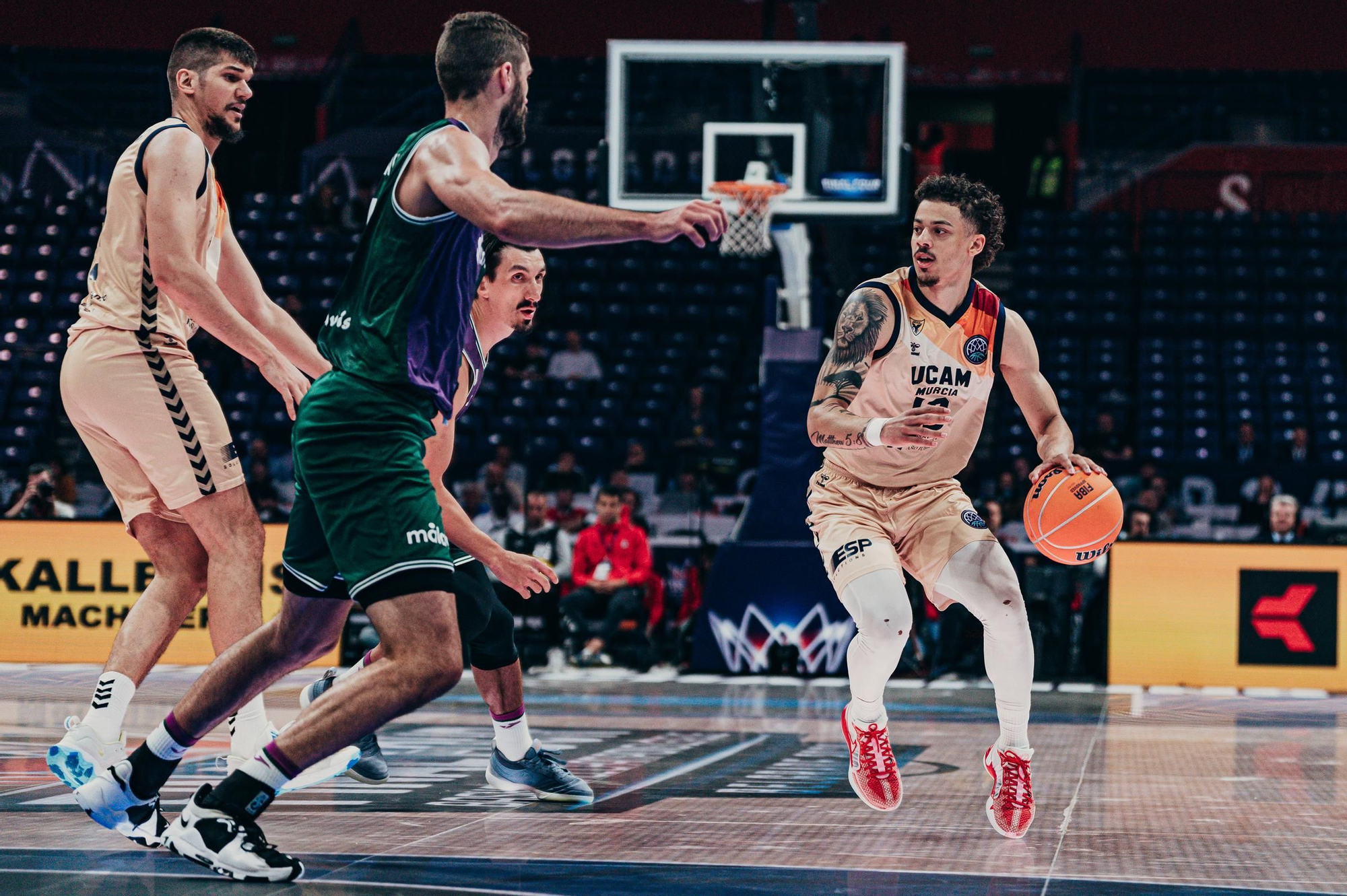 El UCAM Murcia - Unicaja de la Final Four de la BCL, en fotos