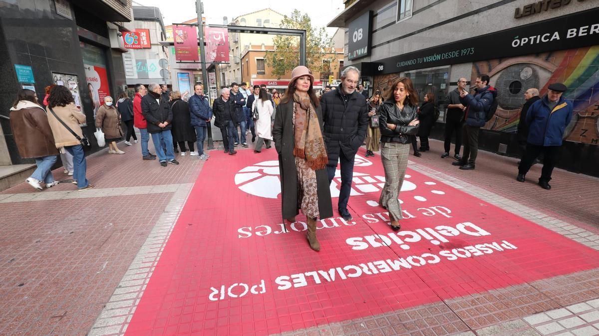 La calle Delicias de Zaragoza se convierte en un paseo comercial