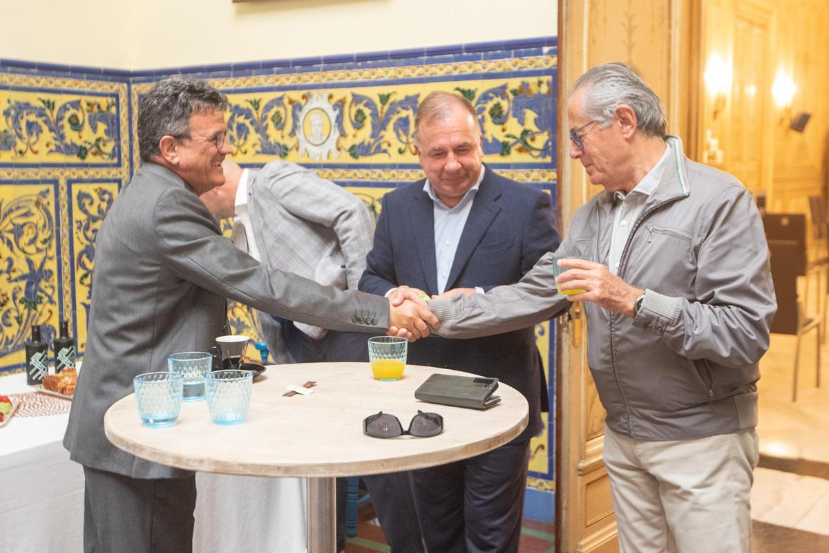 Las promesas de Mazón: más flexibilidad en el turismo residencial y menos burocracia