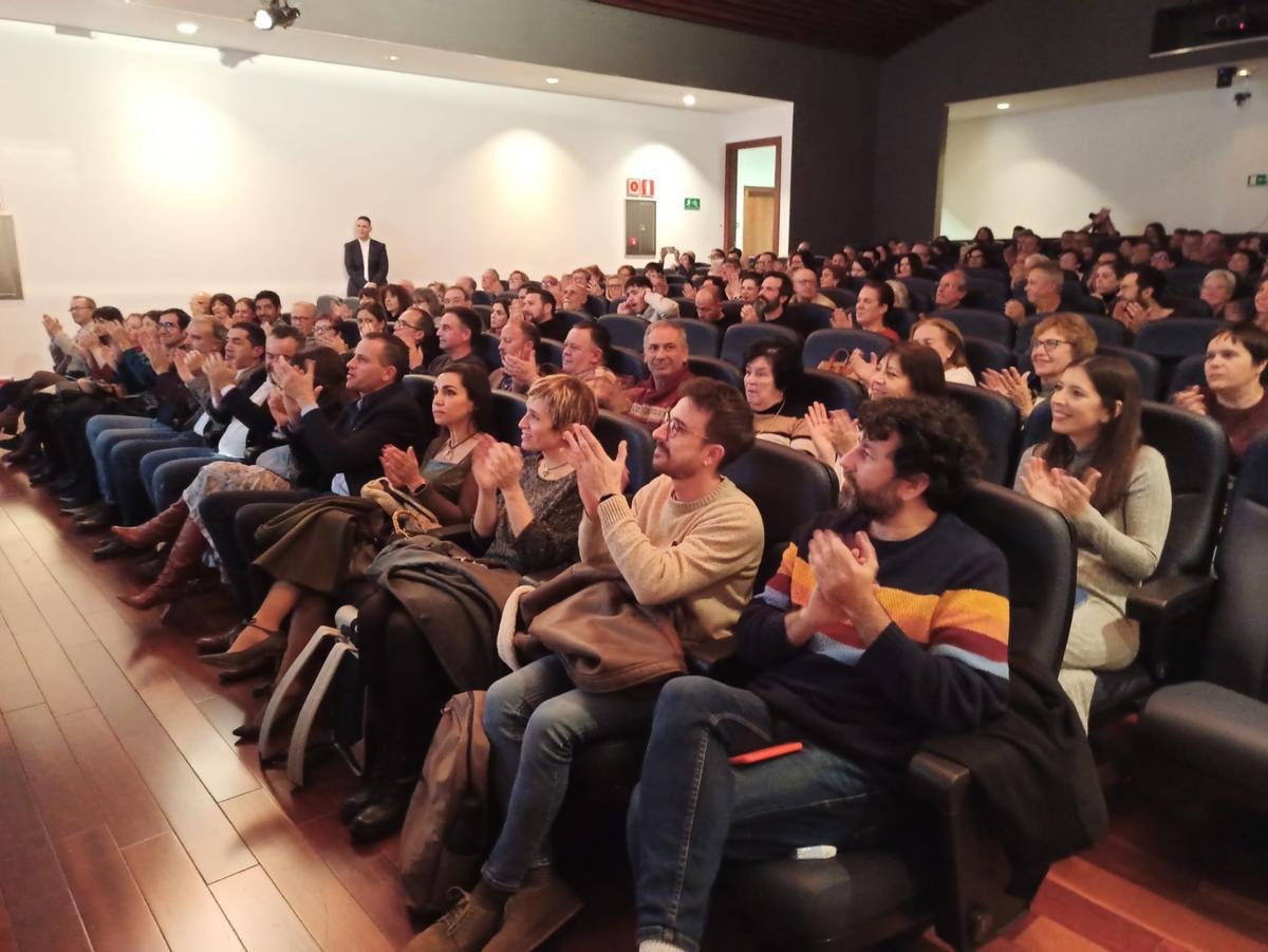 Público asistente a la gala en el IVAM CADA Alcoi.