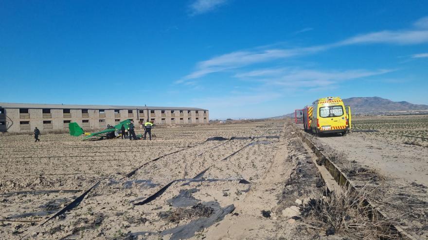 Una avioneta con un piloto de 65 años a bordo se estrella en Totana