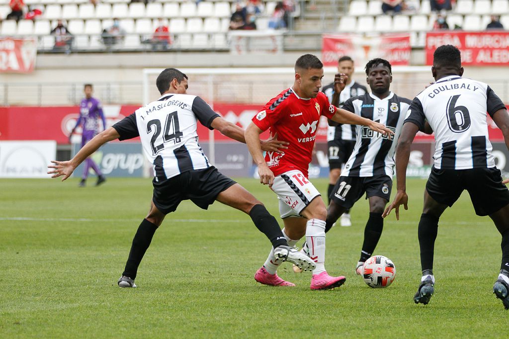 El Real Murcia no levanta cabeza (0-0)