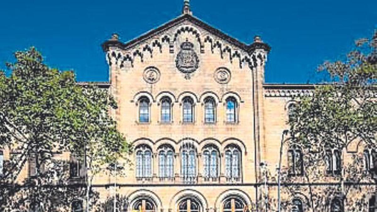 Edifici Històric de la UB.
