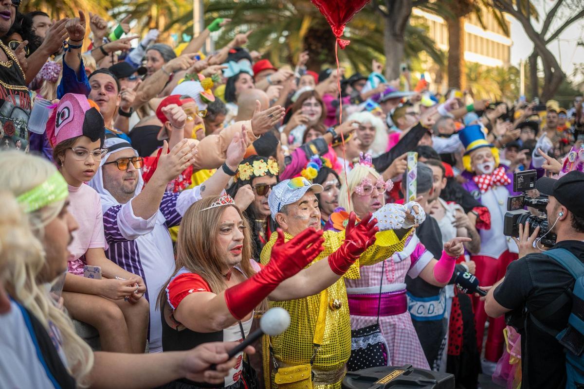 Mano a mano entre Diablos Locos y Bambones