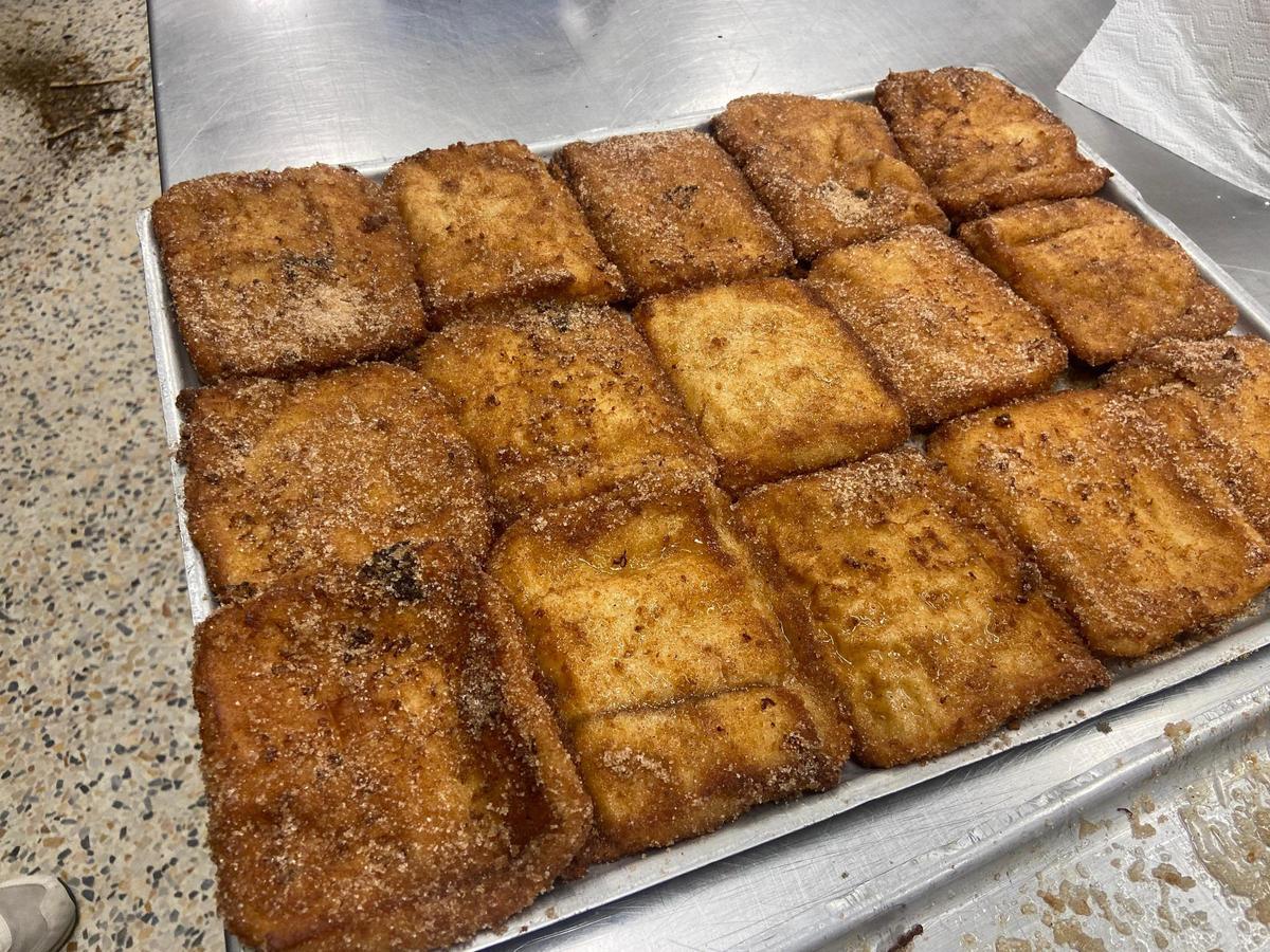 Torrijas de la panadería El Brillante.