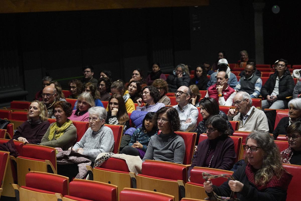 Girona auditori Irla Lingüistes de la UdG creen un llibre d'enigmes perquè els alumnes treballin la llengua, la lògica i la comprensió lectora