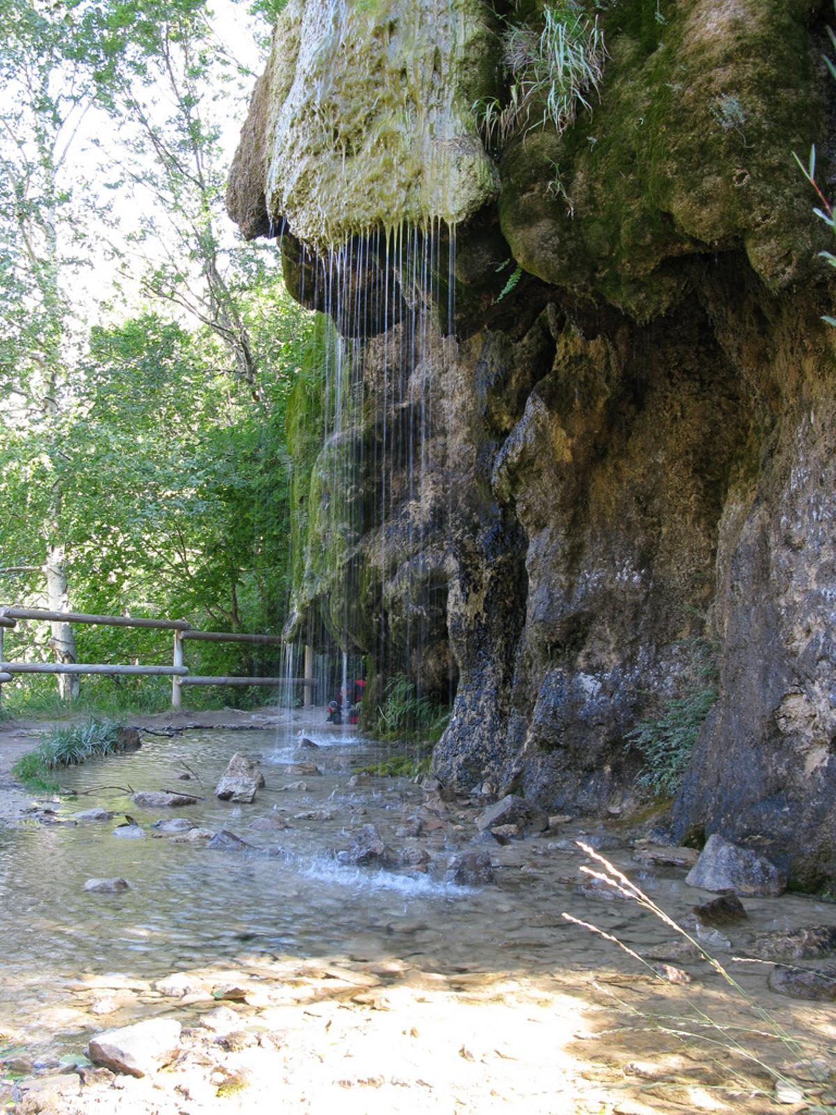 Un manantial de esta zona del valle, más conocido como la Fuente de la Gloriosa
