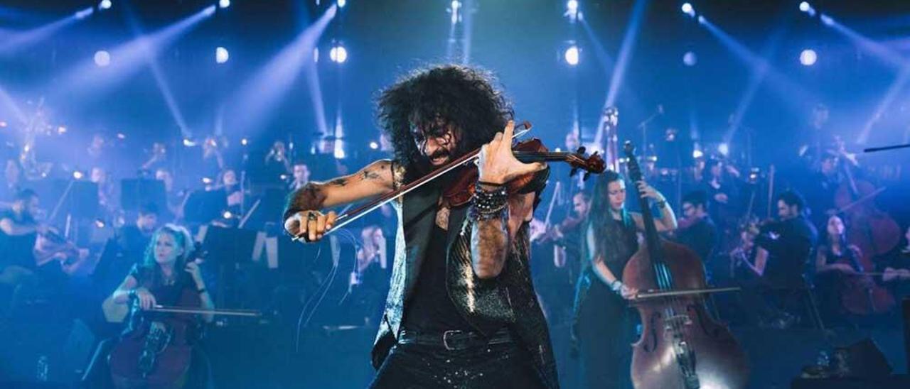 Ara Malikian sobre el escenario.