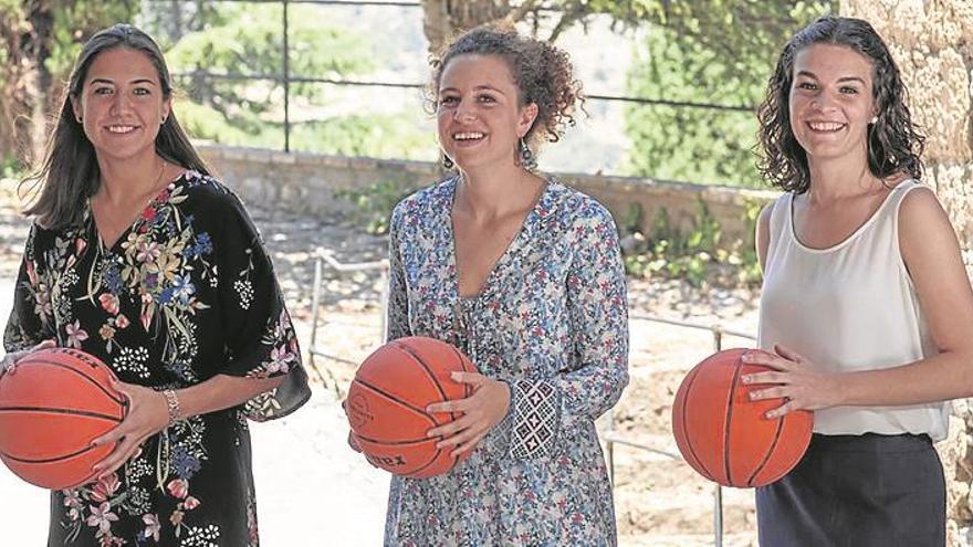 maría, ivana y rosé, las representantes del pregón