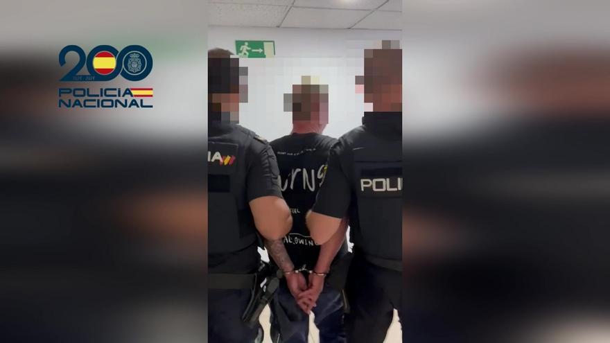 Detenido un encapuchado que intenta robar a punta de cuchillo en un locutorio de Canarias