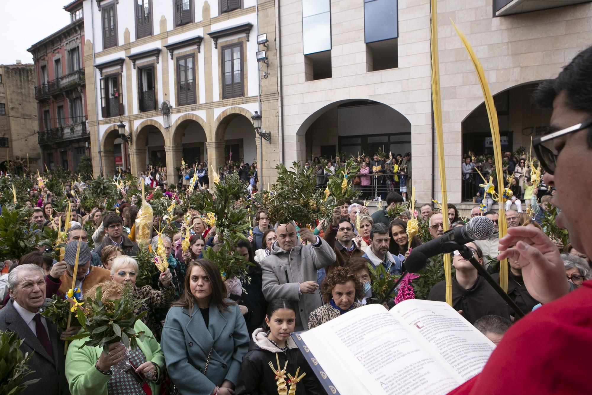 EN IMÁGENES | Bendición de Ramos y procesión de La Borriquilla en Avilés