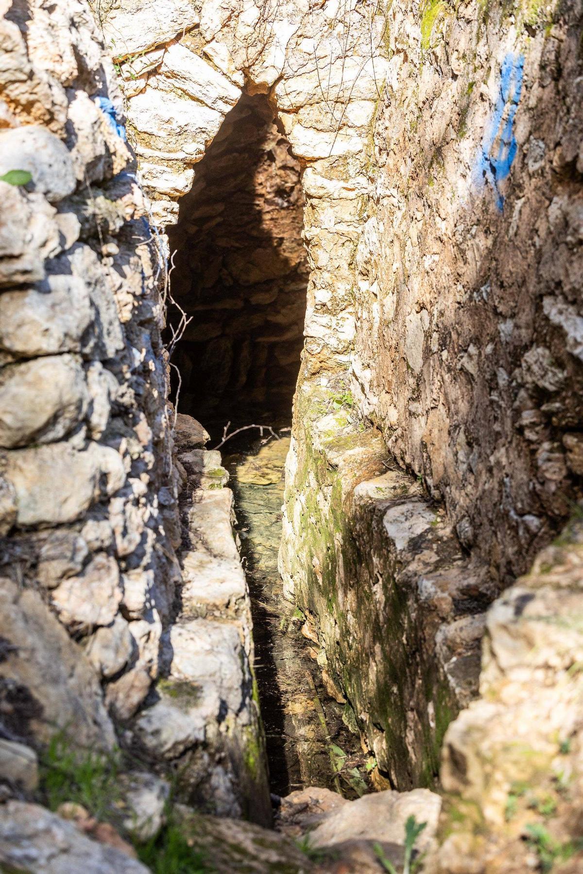 Imágenes de sa Fontassa y el río de Santa Eulària Imágenes de sa Fontassa y el río de Santa Eulària