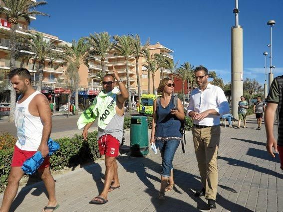 José Hila besucht die Playa de Palma