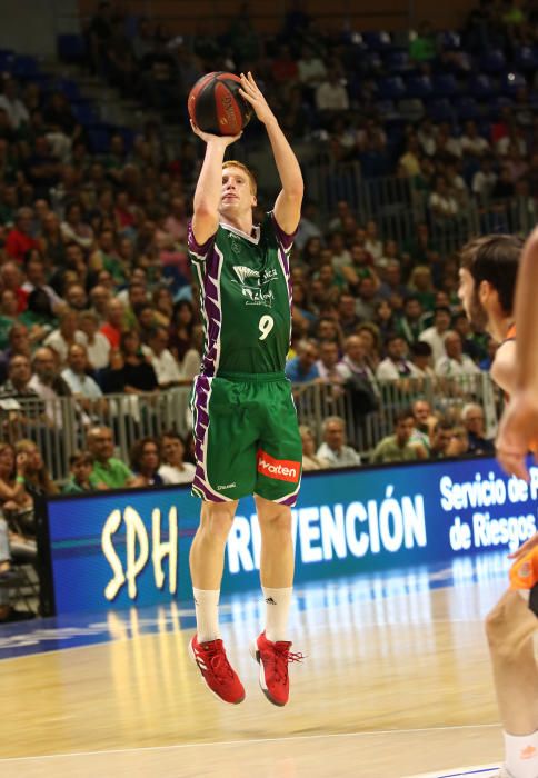 El conjunto de Luis Casimiro, con un inspirado Alberto Díaz (20 puntos), debuta en la Liga Endesa imponiéndose al Valencia Basket