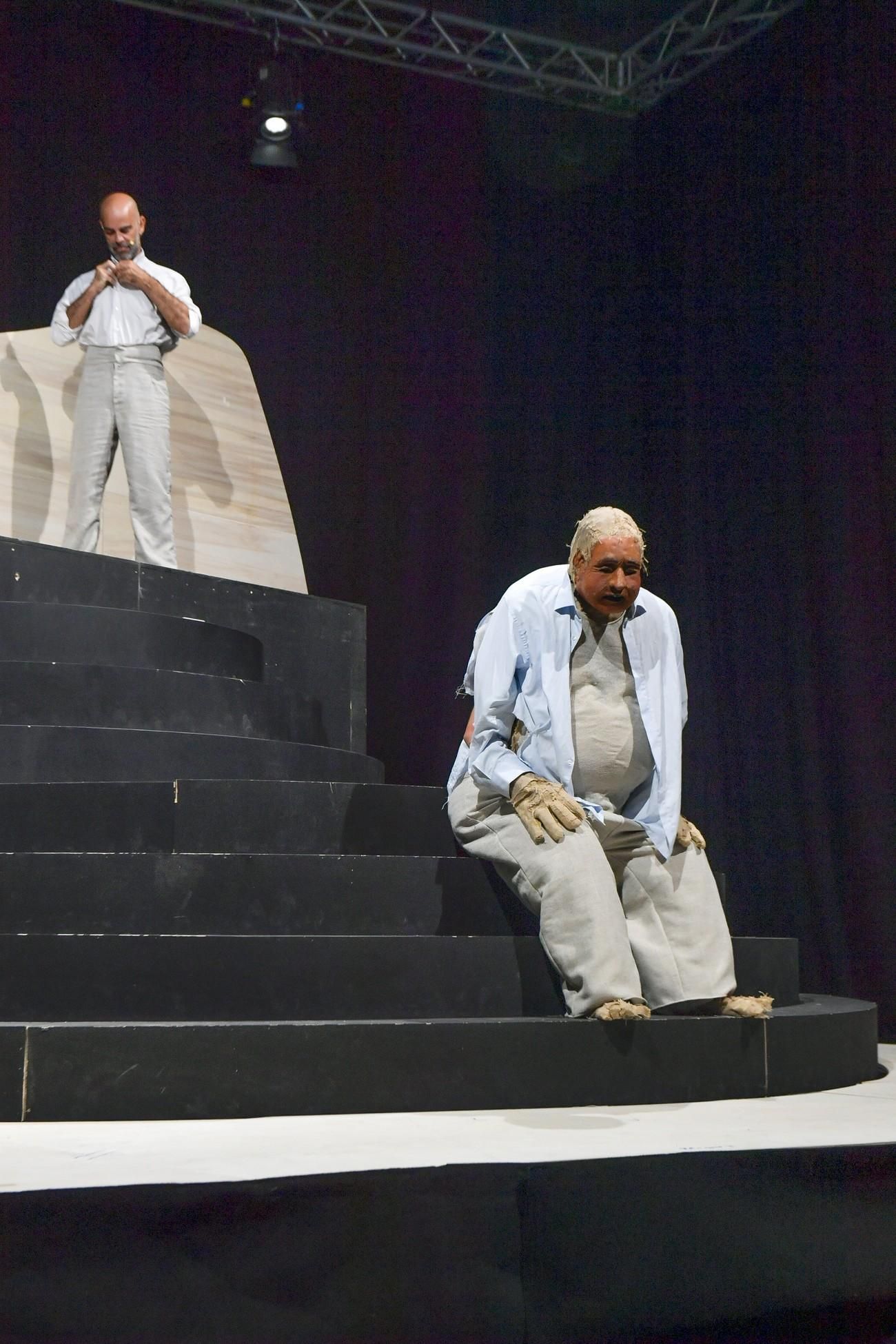 ‘Mararía la de Femés’ muestra su espíritu rebelde y combativo en el Teatro Pérez Galdós