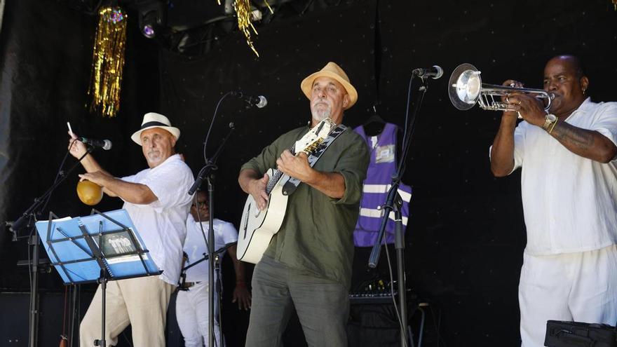 La fiesta recorre Gijón: El Coto y Moreda celebran una jornada repleta de actividades