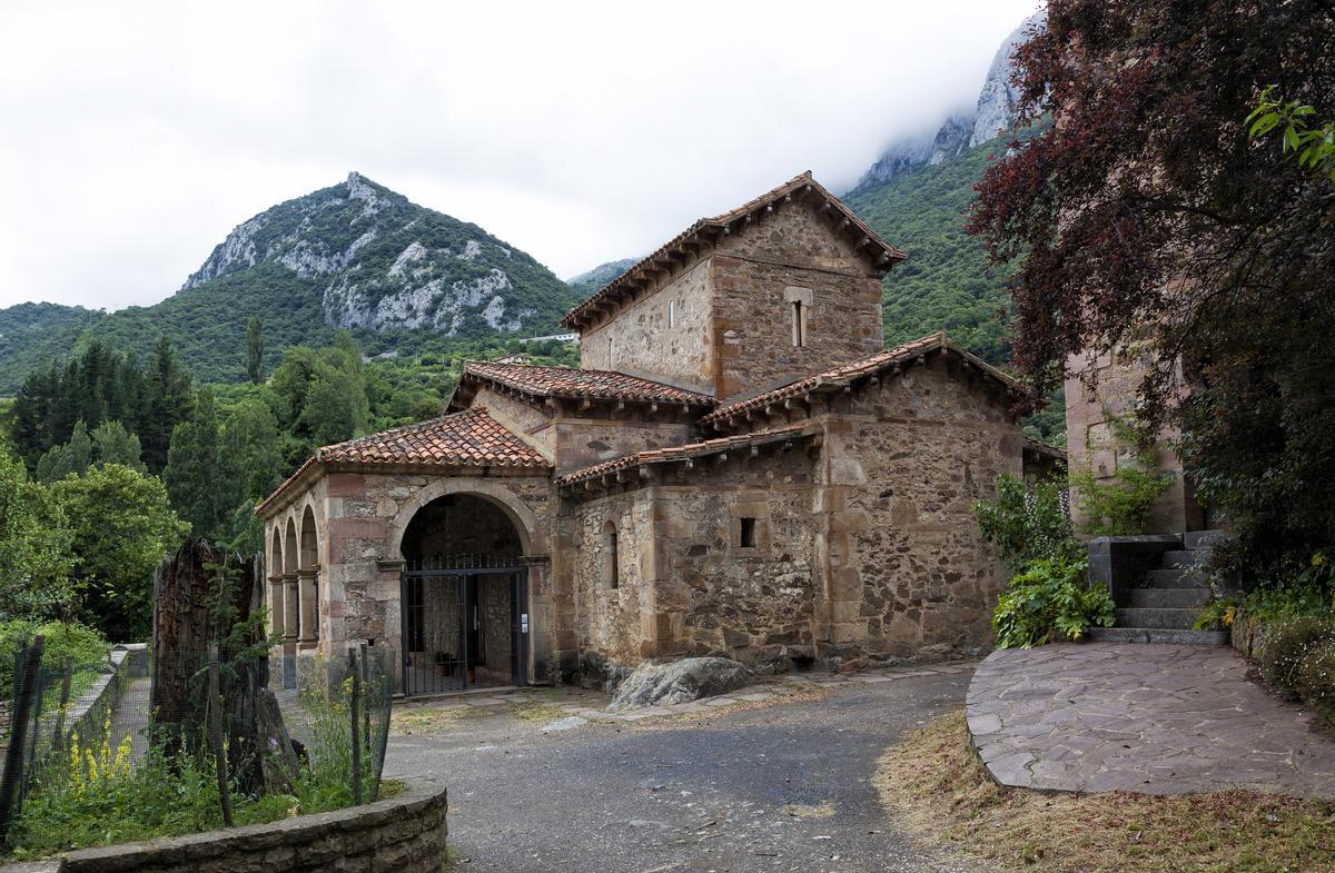 La iglesia de Santa María de Lebeña