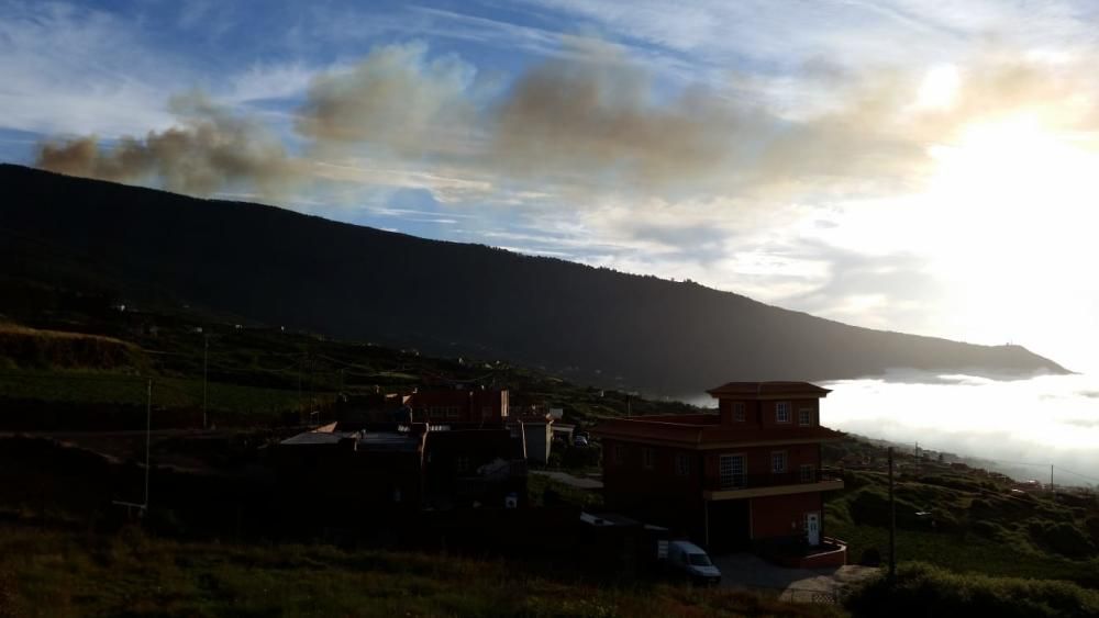 Imágenes del conato de incendio en El Teide