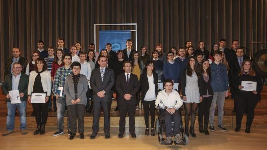 Premios al esfuerzo y al rendimiento de 42 estudiantes asturianos