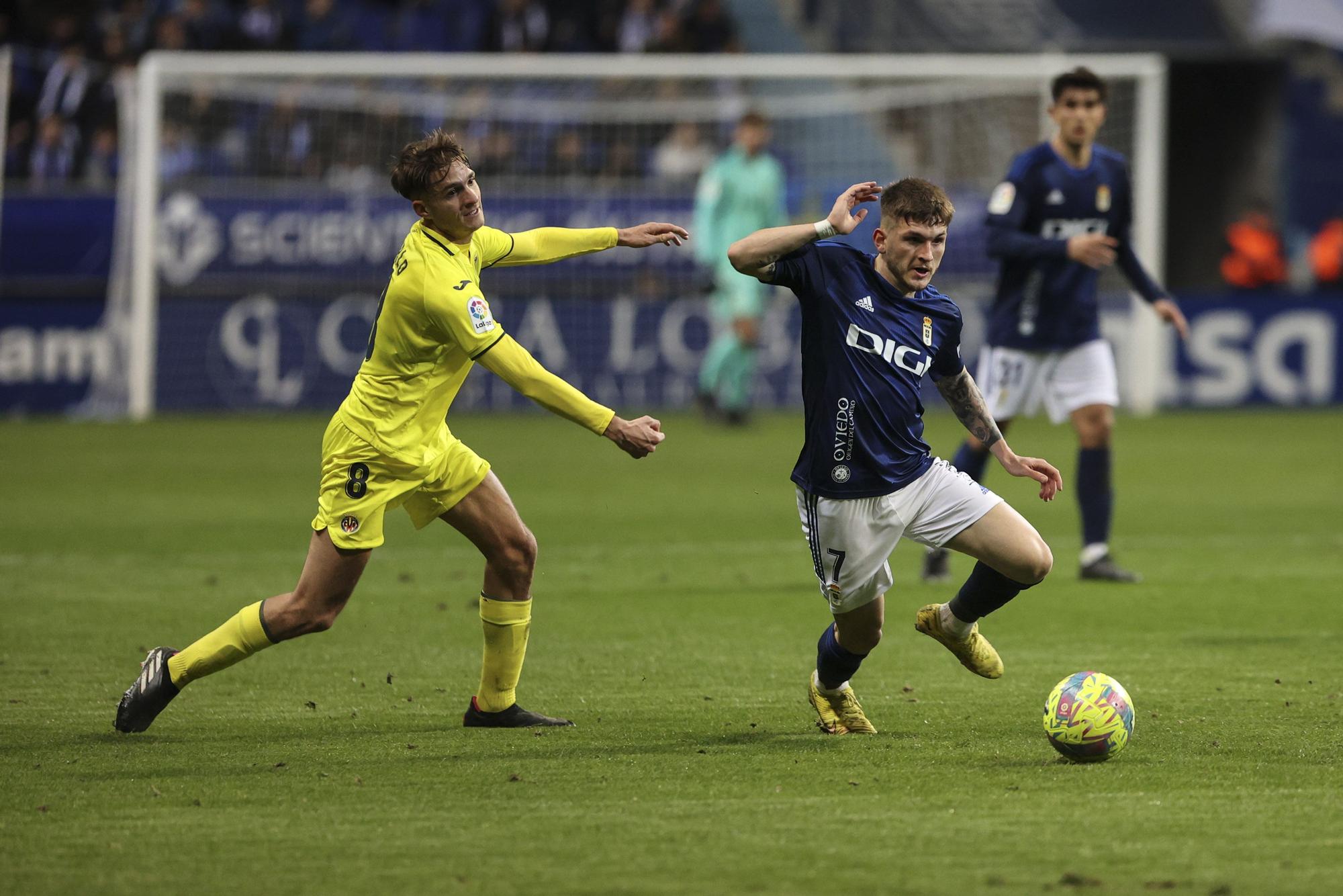 En imágenes: Así fue el Real Oviedo-Villarreal B disputado en el Tartiere