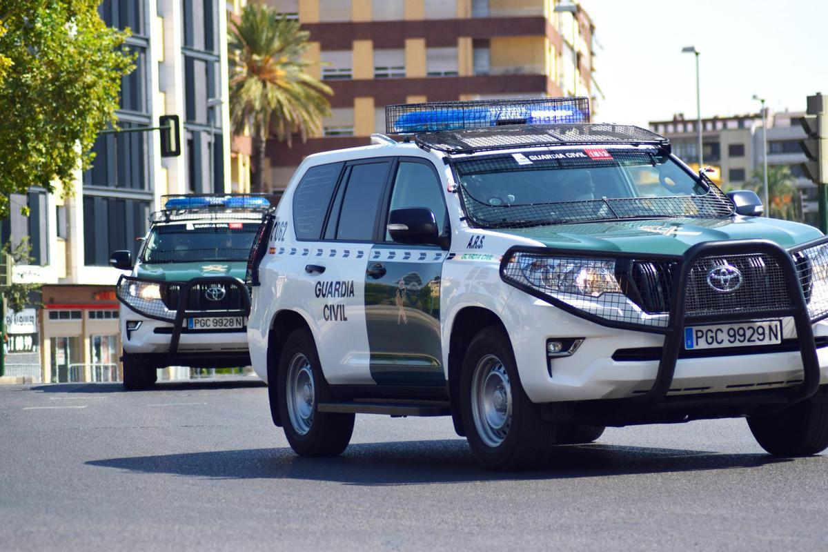 Así puedes detectar los coches camuflados de la Guardia Civil para evitar multas